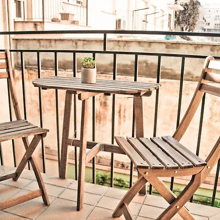 Urban Manresa-city Center With Balcony